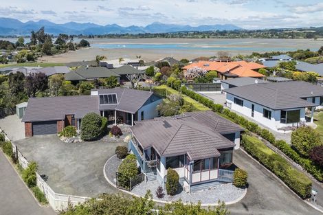 Photo of property in 8 James Cross Place, Mapua, 7005