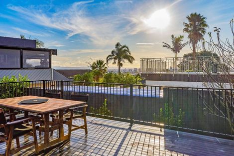 Photo of property in 4 Sophora Place, Totara Heights, Auckland, 2105