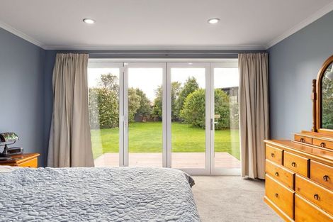 Photo of property in 9 Patea Place, Terrace End, Palmerston North, 4410
