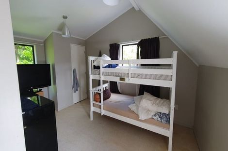 Photo of property in 34 Pekanga Road, Normandale, Lower Hutt, 5010