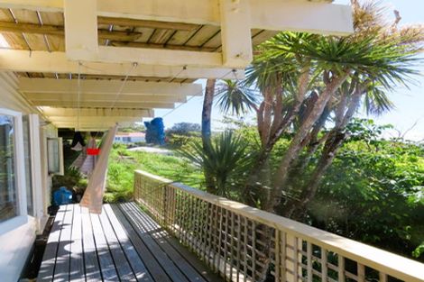 Photo of property in 6 Thorby Street, Northland, Wellington, 6012