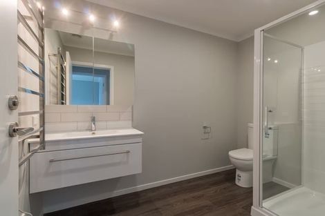 Photo of property in 1a Court Road, Tawa, Wellington, 5028