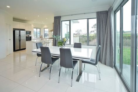 Photo of property in 14 Platina Place, Flagstaff, Hamilton, 3210