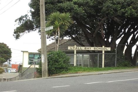 Photo of property in 2/95a Freyberg Street, Lyall Bay, Wellington, 6022