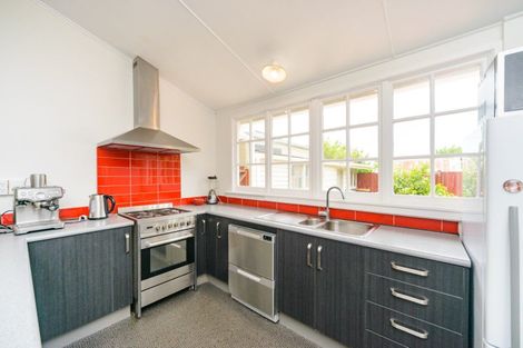 Photo of property in 375 College Street, Hokowhitu, Palmerston North, 4410