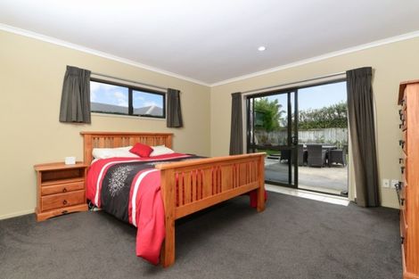 Photo of property in 13 Cranmer Close, Rototuna North, Hamilton, 3210