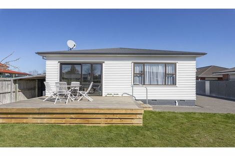 Photo of property in 30 Factory Road, Belfast, Christchurch, 8051