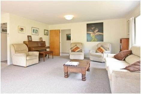 Photo of property in 4/50 Wellington Street, Howick, Auckland, 2014