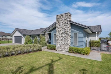 Photo of property in 11 Waipunahau Road, Waikanae, 5036