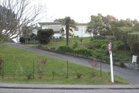 Photo of property in 1 Leinster Avenue, Raumati South, Paraparaumu, 5032