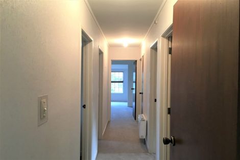 Photo of property in 16 Elmira Place, Browns Bay, Auckland, 0630