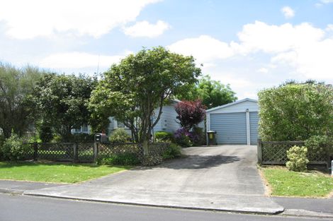 Photo of property in 12 Rheingold Place, Huapai, Kumeu, 0810
