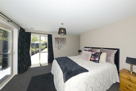 Photo of property in 8 Seagrave Place, Ilam, Christchurch, 8041