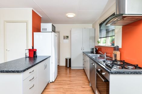 Photo of property in 13 Watts Crescent, Hamilton East, Hamilton, 3216