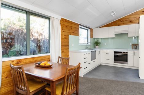 Photo of property in 8a Nimon Street, Havelock North, 4130