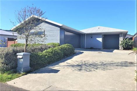 Photo of property in 1384 High Street, Taita, Lower Hutt, 5011