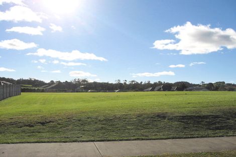 Photo of property in 6 Halyard Loop, Haruru, 0204