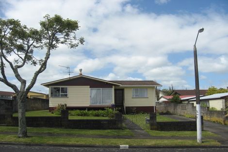 Photo of property in 70 Finlayson Avenue, Clendon Park, Auckland, 2103