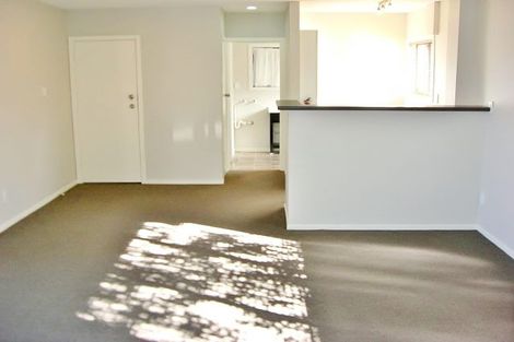 Photo of property in 1/9-11 Masterton Road, Rothesay Bay, Auckland, 0630