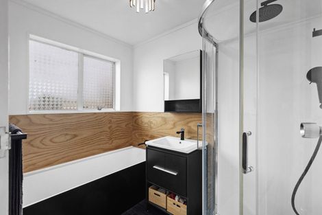 Photo of property in 19 Alexander Street, Awapuni, Palmerston North, 4412