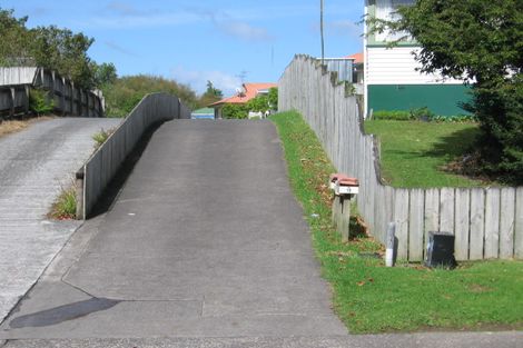 Photo of property in 13b Universal Drive, Henderson, Auckland, 0610