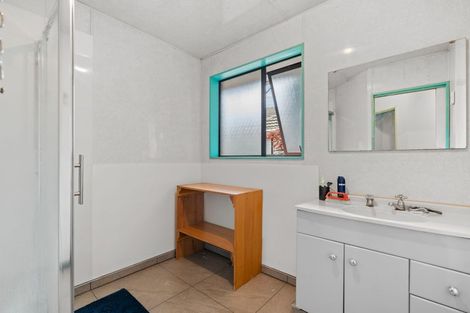 Photo of property in 64 Acacia Avenue, Upper Riccarton, Christchurch, 8041