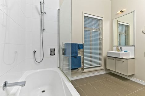 Photo of property in 6 Puriri Boulevard, Orewa, 0931