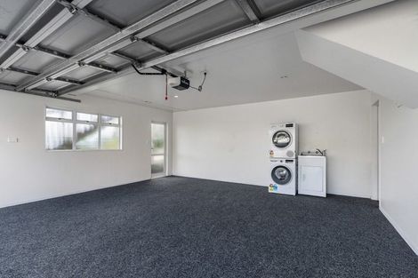 Photo of property in 49a Onewa Road, Northcote, Auckland, 0627
