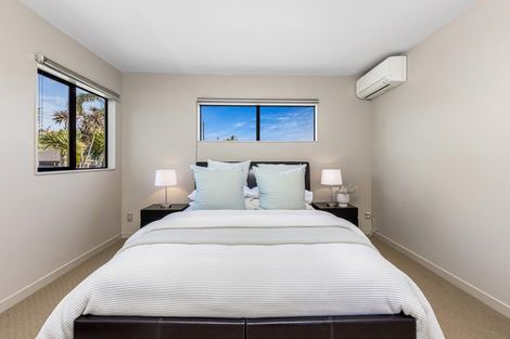 Photo of property in 47 Aberley Road, Schnapper Rock, Auckland, 0632