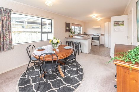 Photo of property in 6a Saint Helens Place, Tawhero, Whanganui, 4501