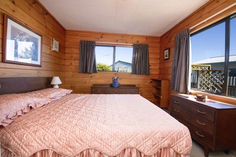 Photo of property in 5 Ted Harpur Place, Onekawa, Napier, 4110