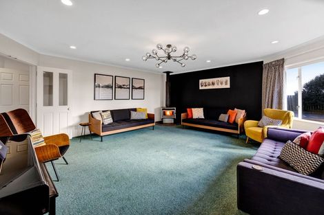 Photo of property in 6 Edna Wills Place, Hawera, 4610