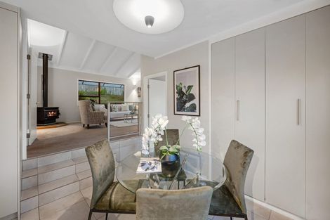 Photo of property in 92 Braemar Road, Castor Bay, Auckland, 0620
