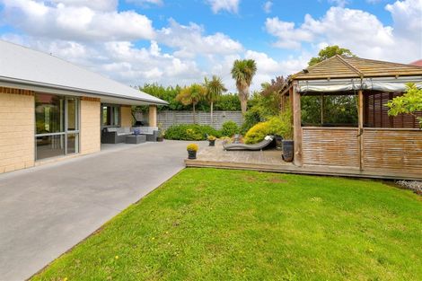 Photo of property in 25 Teviotview Place, Amberley, 7410