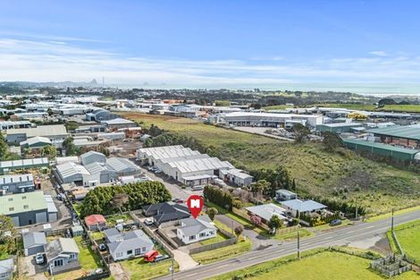 Photo of property in 44 Egmont Road, Waiwhakaiho, New Plymouth, 4312