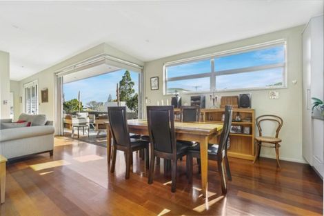 Photo of property in 180a Pembroke Street, Hamilton Lake, Hamilton, 3204