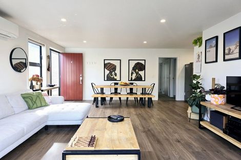 Photo of property in 36 Liberation Road, Papakura, 2110