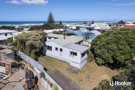 Photo of property in 25 Hanlen Avenue, Waihi Beach, 3611