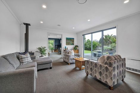 Photo of property in 4 Cherry Lane, Hurdon, New Plymouth, 4310