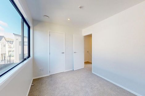 Photo of property in 7 Teak Street, Wallaceville, 5018