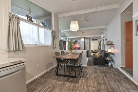 Photo of property in 30 Folkestone Drive, Flaxmere, Hastings, 4120