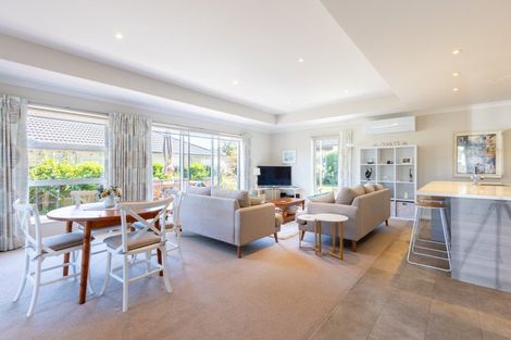 Photo of property in 26 Otupoa Way, Paraparaumu, 5032