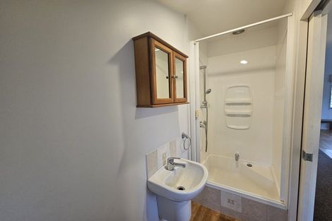 Photo of property in 17a Aplin Terrace, Ngaio, Wellington, 6035