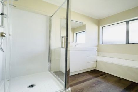 Photo of property in 1/99 Evelyn Road, Cockle Bay, Auckland, 2014