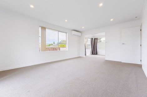 Photo of property in 8 Winiata Place, Otaki, 5512