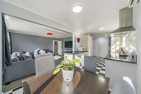 Photo of property in 27 Rimu Street, Naenae, Lower Hutt, 5011