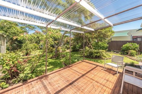 Photo of property in 17 Gonville Avenue, Gonville, Whanganui, 4501