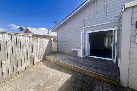 Photo of property in 12 Caledonia Street, Miramar, Wellington, 6022