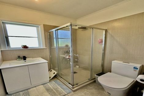 Photo of property in 1/27 Rosedale Road, Pinehill, Auckland, 0632