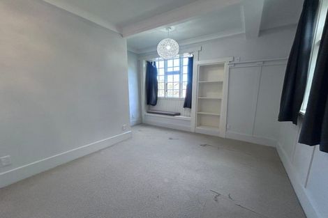 Photo of property in 145 Kelburn Parade, Kelburn, Wellington, 6012